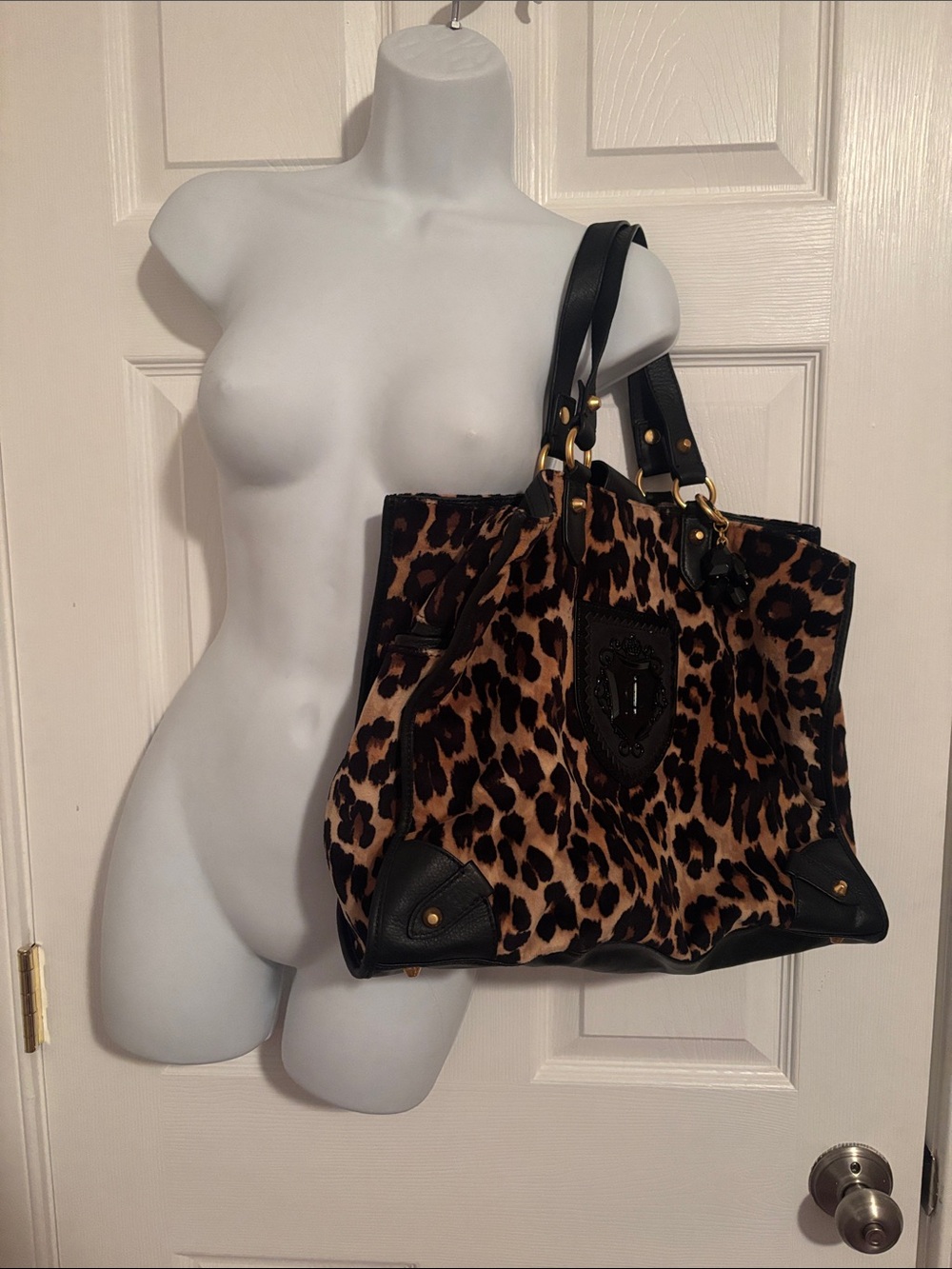 Juicy Couture Y2K Leopard Print purse with Black Trim - Picture 8 of 9